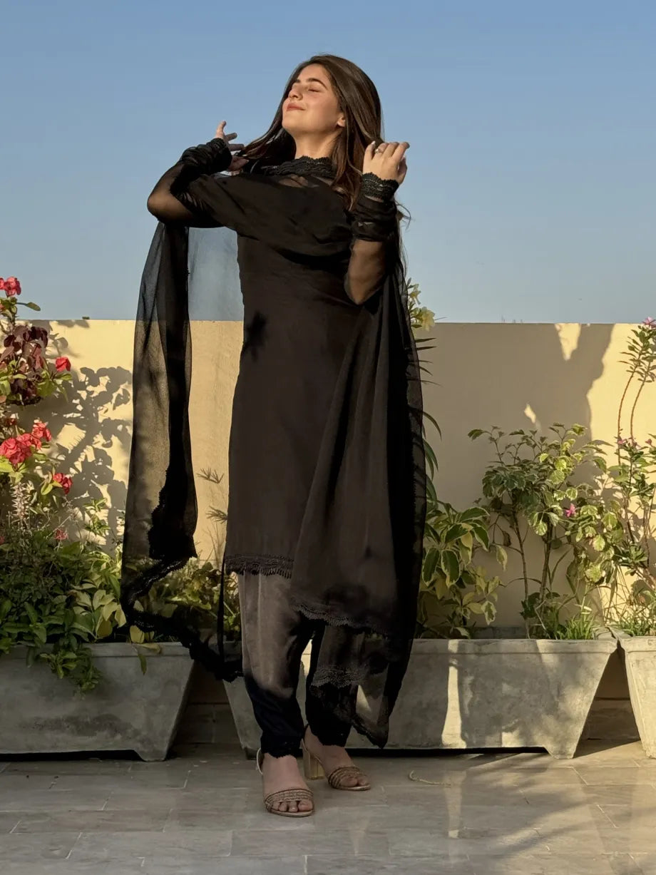 Black Sea Three Pcs Set Stiched