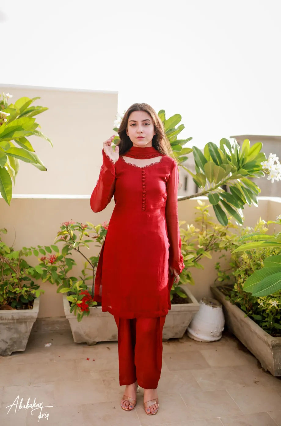 surkh husn 3pcs Dress