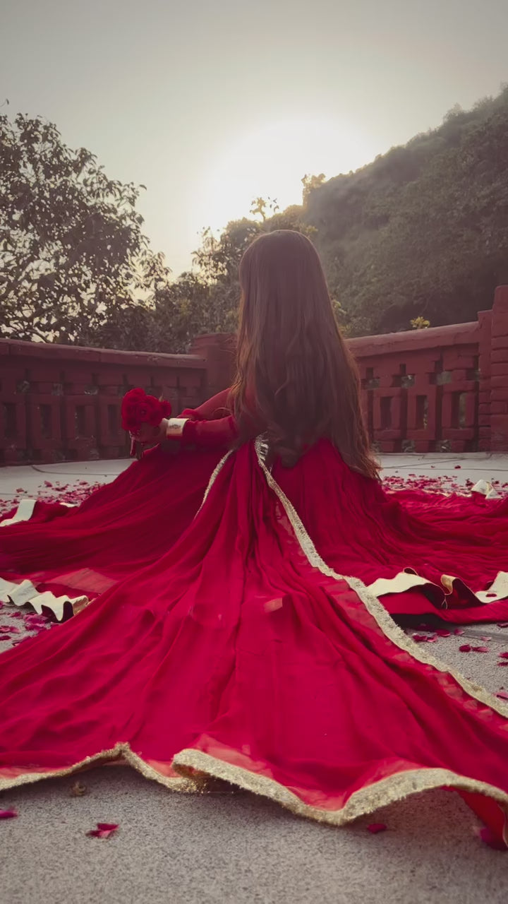 Shahana Surkhi Dress